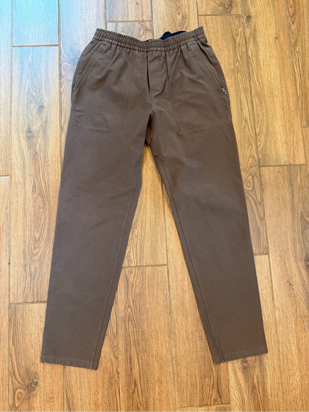 lululemon athletica Men's Dark Brown Elastic-Waist rugged Chinos / medium